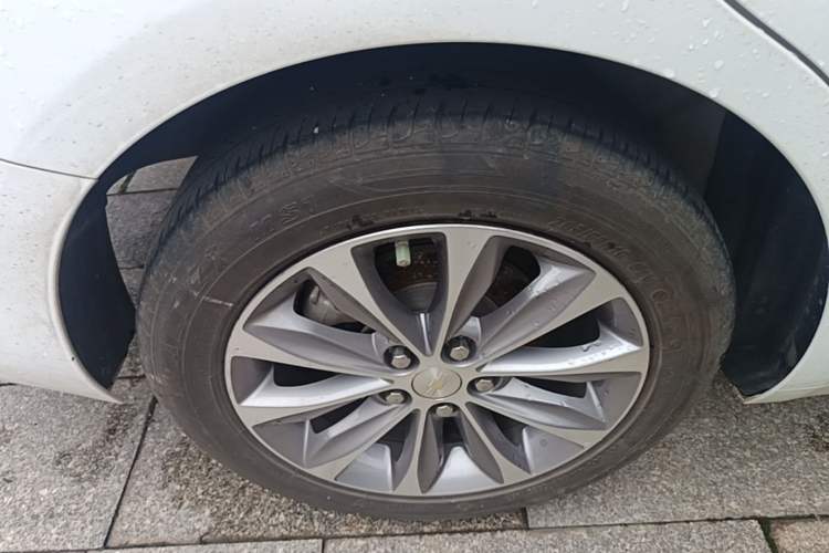 Used Chevrolet Monza 2022 320 Automatic Enjoyment Edition Right Rear Wheel Hub