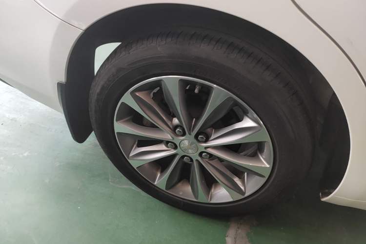 Used Chevrolet Monza 2022 320 Automatic Enjoyment Edition Right Rear Wheel Hub