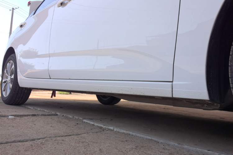 Used Chevrolet Monza 2022 320 Automatic Enjoyment Sunroof Version Right Side Sill
