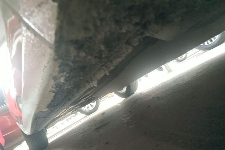 Used Chevrolet Monza 2022 320 Automatic Enjoyment Sunroof Version Right Side Sill