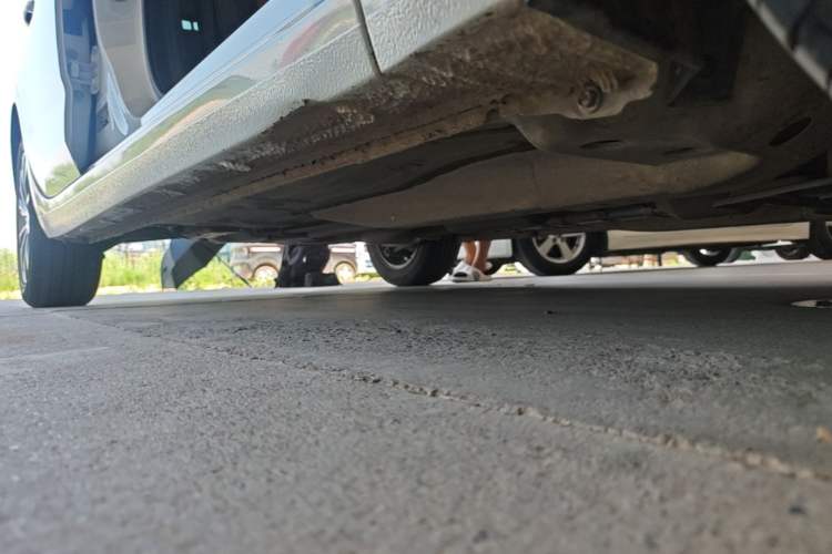 Used Chevrolet Monza 2022 320 Automatic Enjoyment Sunroof Version Right Side Sill
