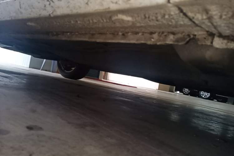 Used Chevrolet Monza 2022 320 Automatic Enjoyment Sunroof Version Right Side Sill