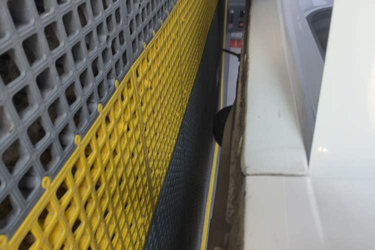 Used Chevrolet Monza 2022 320 Automatic Enjoyment Sunroof Version Right Side Sill