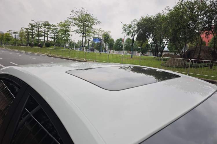 Used Chevrolet Monza 2022 Light Hybrid RS 330T Automatic Comfort Edition Roof