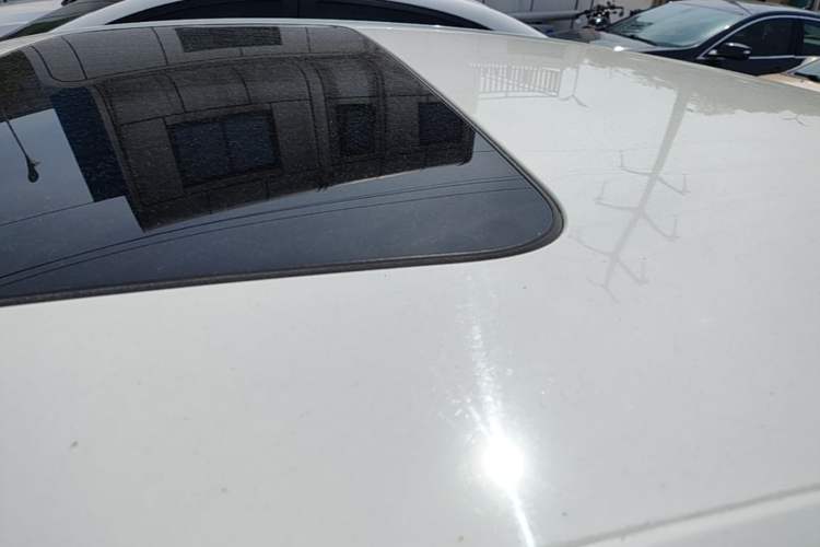 Used Chevrolet Monza 2022 320 Automatic Enjoyment Sunroof Version Roof