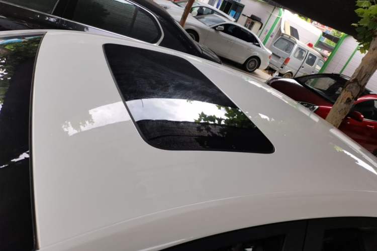 Used Chevrolet Monza 2022 320 Automatic Enjoyment Sunroof Version Roof