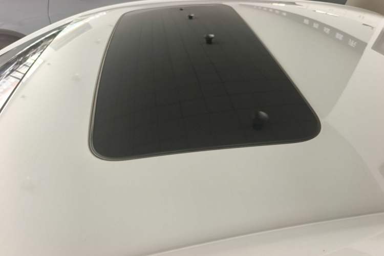 Used Chevrolet Monza 2022 Light Hybrid Redline 320T Dual-Clutch Thrilling Edition Roof