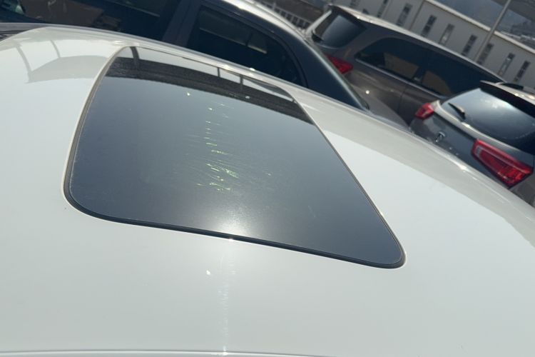 Used Chevrolet Monza 2022 320 Automatic Enjoyment Sunroof Version Roof