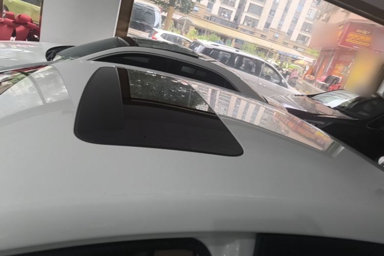 Used Chevrolet Monza 2022 320 Automatic Enjoyment Sunroof Version Roof