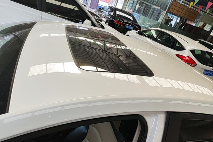 Used Chevrolet Monza 2022 320 Automatic Enjoyment Sunroof Version Roof