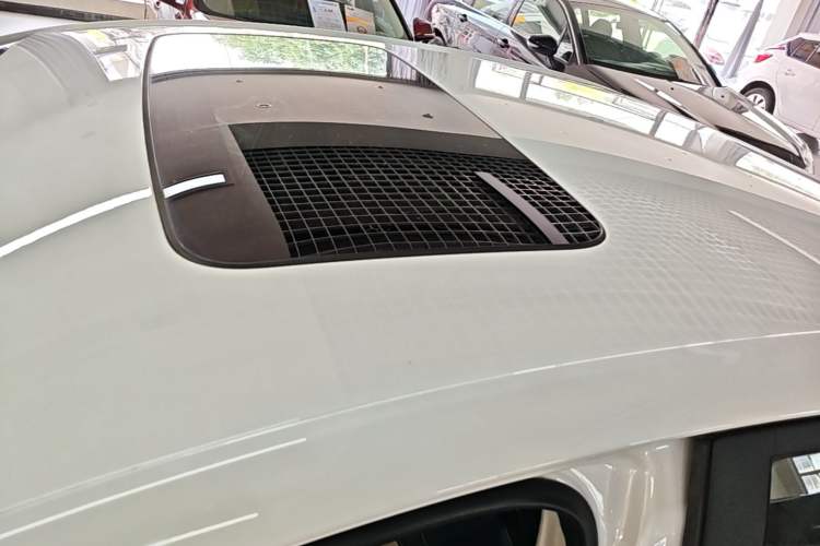 Used Chevrolet Monza 2022 320 Automatic Enjoyment Sunroof Version Roof