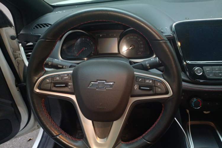 Used Chevrolet Monza 2022 Light Hybrid RS 330T Automatic Comfort Edition Steering Wheel