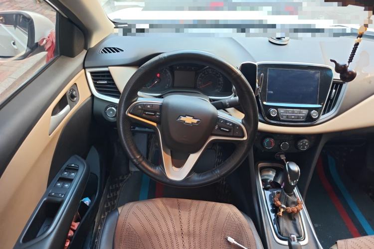 Used Chevrolet Monza 2022 320 Automatic Enjoyment Sunroof Version Steering Wheel