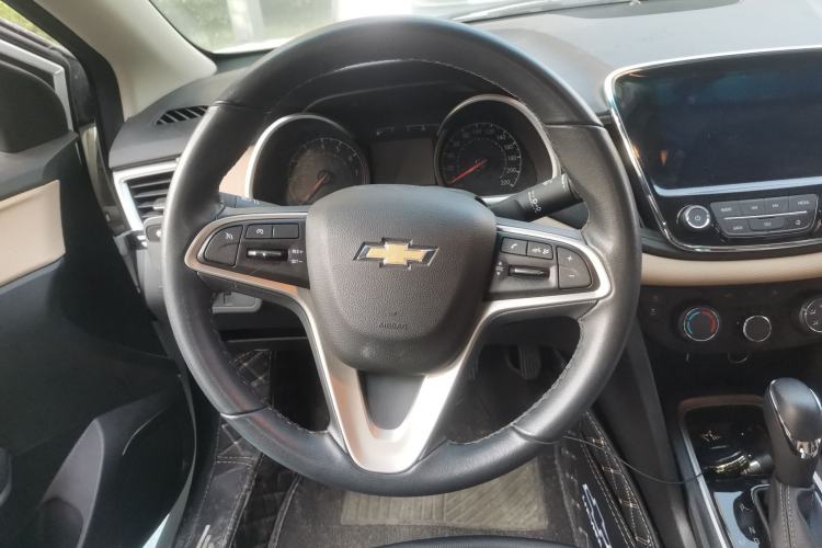 Used Chevrolet Monza 2022 320 Automatic Enjoyment Sunroof Version Steering Wheel