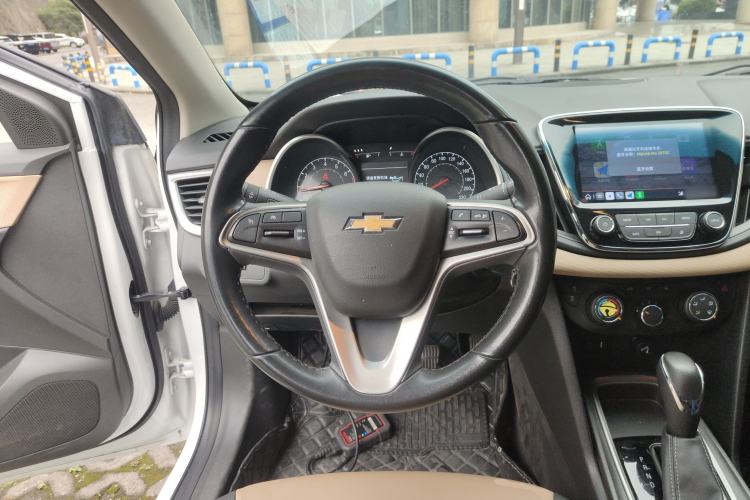Used Chevrolet Monza 2022 320 Automatic Enjoyment Sunroof Version Steering Wheel