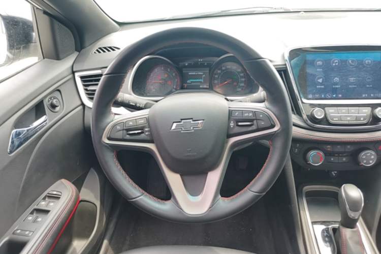 Used Chevrolet Monza 2022 Light Hybrid RS 330T Automatic Comfort Edition Steering Wheel