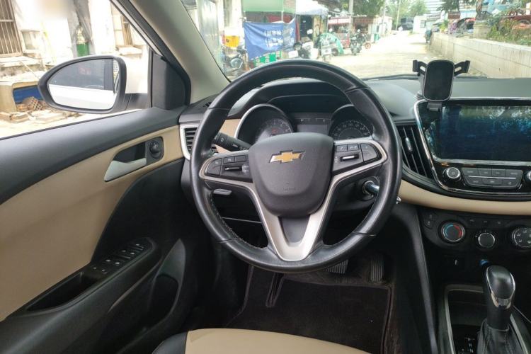 Used Chevrolet Monza 2022 320 Automatic Enjoyment Sunroof Version Steering Wheel