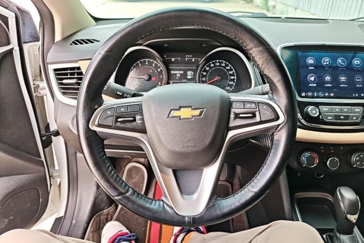 Used Chevrolet Monza 2022 320 Automatic Enjoyment Sunroof Version Steering Wheel