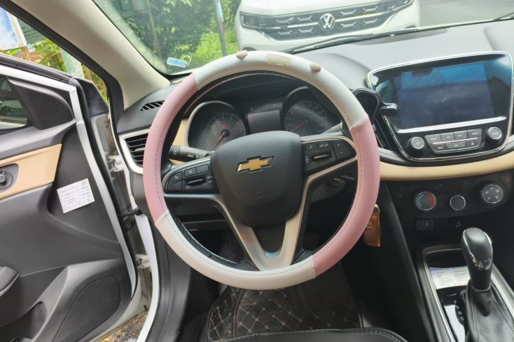 Used Chevrolet Monza 2022 320 Automatic Enjoyment Sunroof Version Steering Wheel