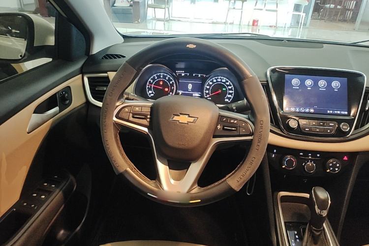Used Chevrolet Monza 2022 320 Automatic Enjoyment Sunroof Version Steering Wheel