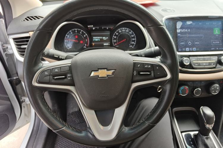 Used Chevrolet Monza 2022 320 Automatic Enjoyment Sunroof Version Steering Wheel