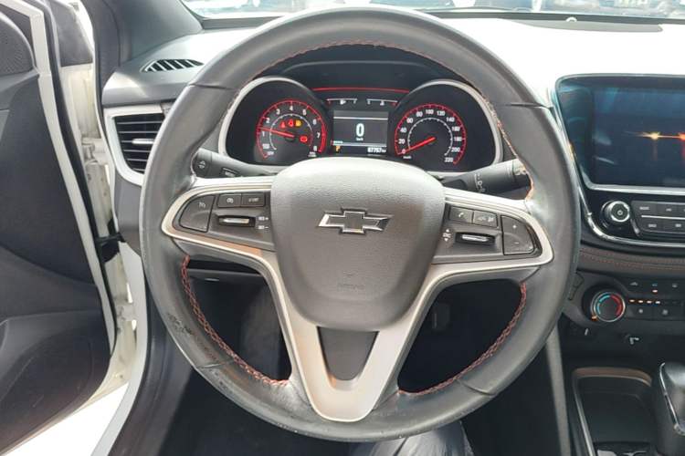 Used Chevrolet Monza 2022 Light Hybrid RS 330T Automatic Comfort Edition Steering Wheel
