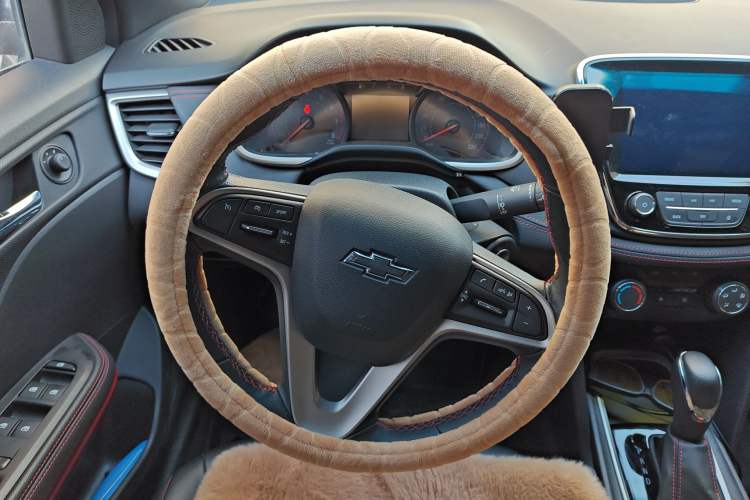 Used Chevrolet Monza 2022 Light Hybrid RS 330T Automatic Comfort Edition Steering Wheel
