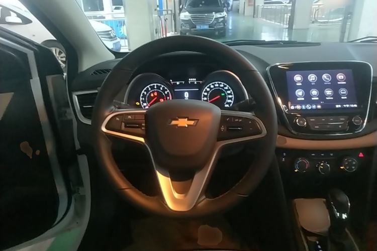 Used Chevrolet Monza 2022 320 Automatic Enjoyment Sunroof Version Steering Wheel