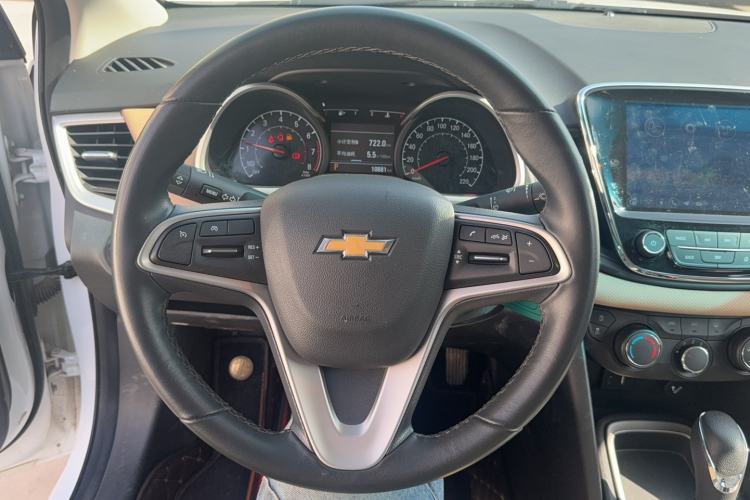 Used Chevrolet Monza 2022 320 Automatic Enjoyment Sunroof Version Steering Wheel