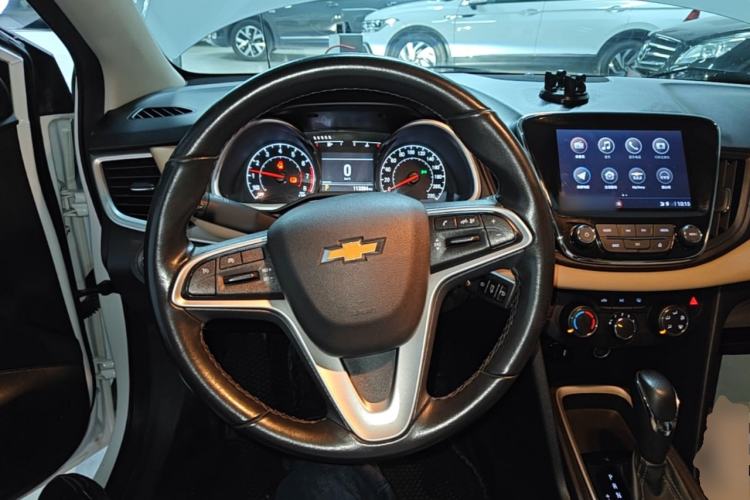 Used Chevrolet Monza 2022 320 Automatic Enjoyment Sunroof Version Steering Wheel