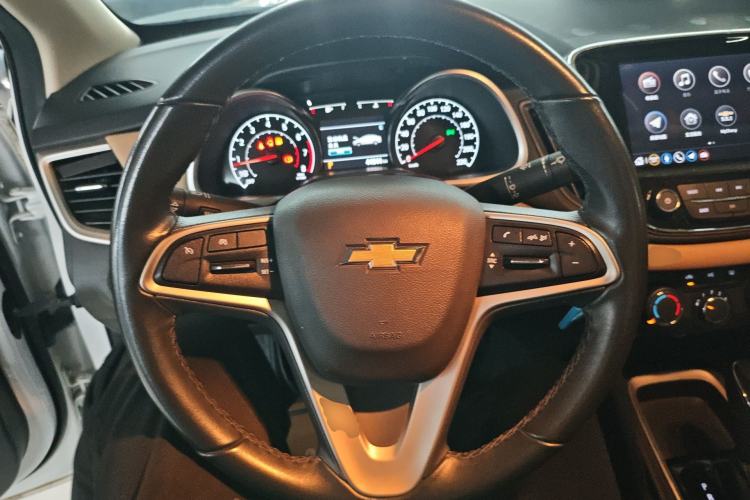 Used Chevrolet Monza 2022 320 Automatic Enjoyment Sunroof Version Steering Wheel