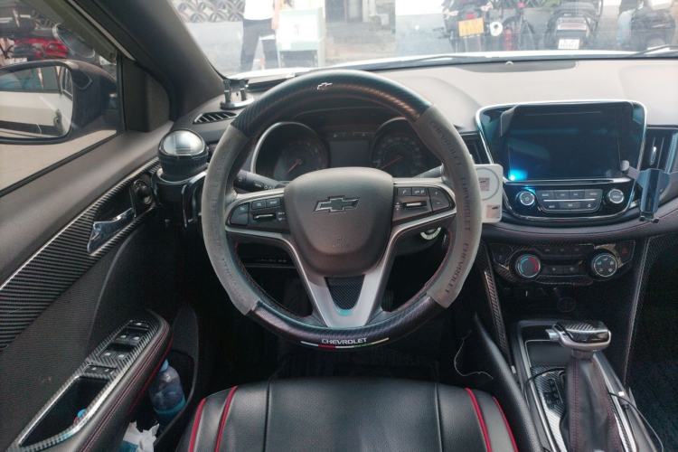 Used Chevrolet Monza 2022 Light Hybrid RS 330T Automatic Comfort Edition Steering Wheel