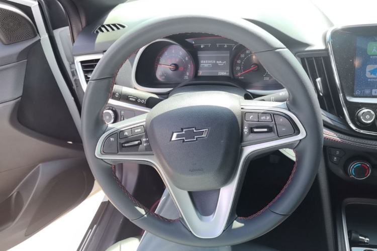 Used Chevrolet Monza 2022 Light Hybrid RS 330T Automatic Comfort Edition Steering Wheel