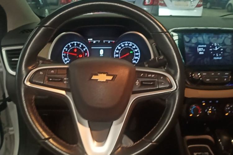 Used Chevrolet Monza 2022 320 Automatic Enjoyment Sunroof Version Steering Wheel