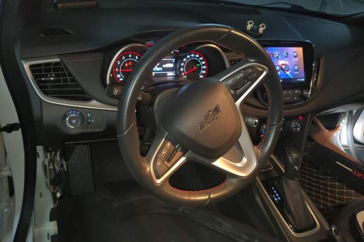 Used Chevrolet Monza 2022 Light Hybrid RS 330T Automatic Comfort Edition Steering Wheel