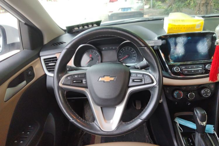 Used Chevrolet Monza 2022 320 Automatic Enjoyment Sunroof Version Steering Wheel