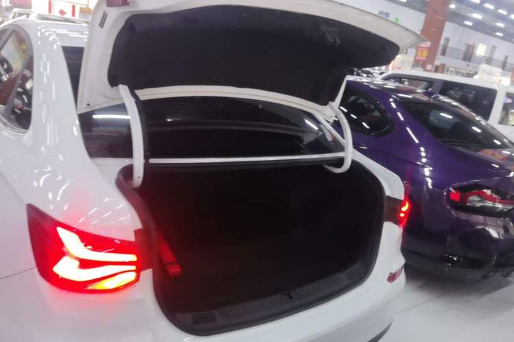 Used Chevrolet Monza 2022 320 Automatic Enjoyment Sunroof Version Trunk