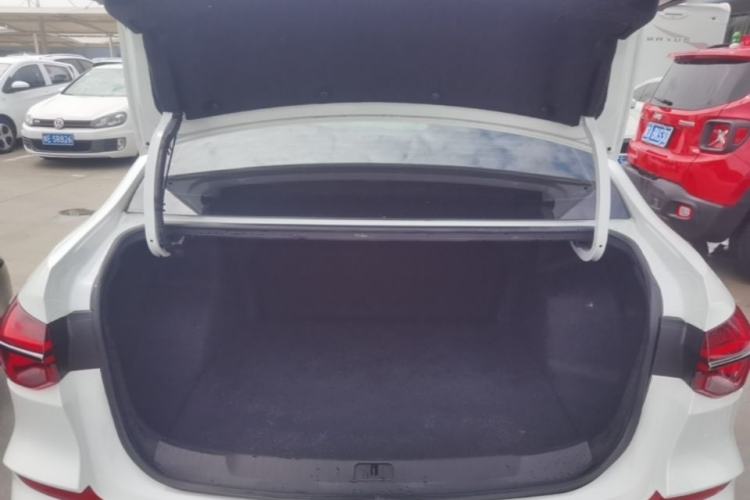 Used Chevrolet Monza 2022 Light Hybrid RS 330T Automatic Comfort Edition Trunk