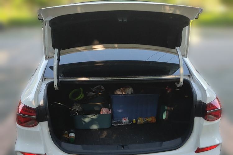 Used Chevrolet Monza 2022 Light Hybrid RS 330T Automatic Comfort Edition Trunk