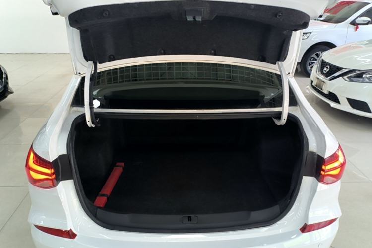 Used Chevrolet Monza 2022 320 Automatic Enjoyment Sunroof Version Trunk