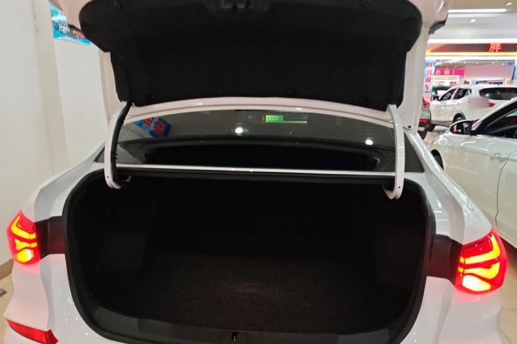 Used Chevrolet Monza 2022 320 Automatic Enjoyment Sunroof Version Trunk