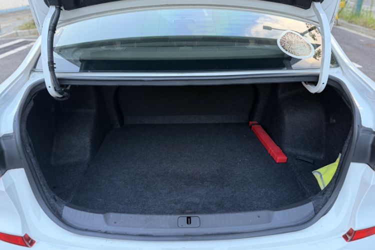 Used Chevrolet Monza 2022 320 Automatic Enjoyment Sunroof Version Trunk