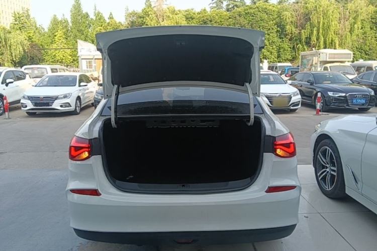 Used Chevrolet Monza 2022 320 Automatic Enjoyment Sunroof Version Trunk