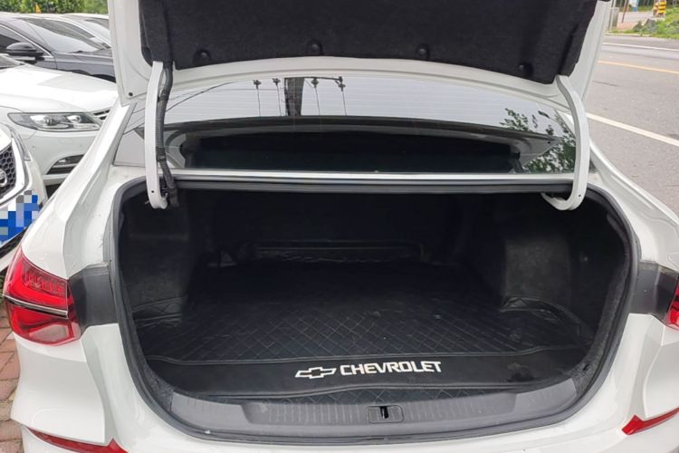 Used Chevrolet Monza 2022 Light Hybrid RS 330T Automatic Comfort Edition Trunk