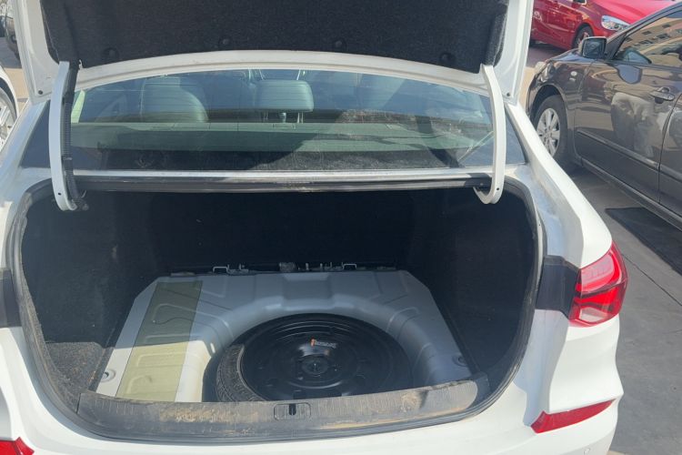 Used Chevrolet Monza 2022 320 Automatic Enjoyment Sunroof Version Trunk