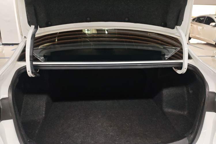 Used Chevrolet Monza 2022 320 Automatic Enjoyment Sunroof Version Trunk