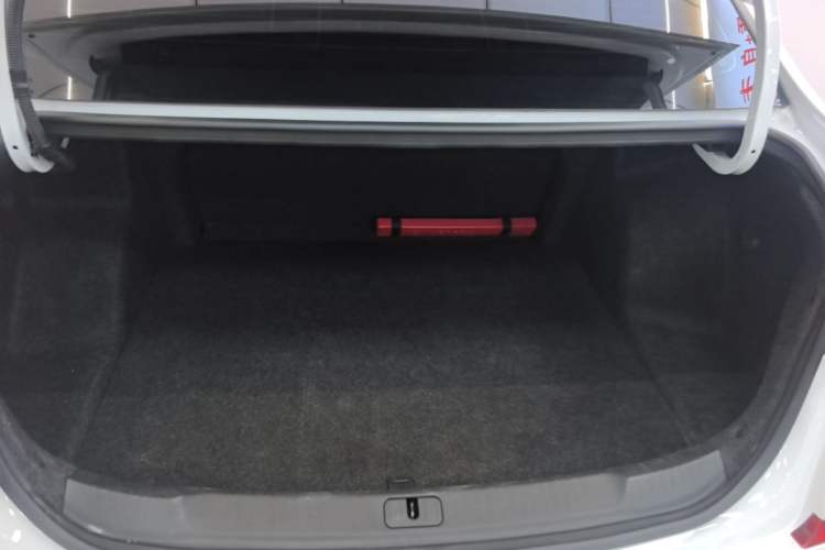 Used Chevrolet Monza 2022 320 Automatic Enjoyment Sunroof Version Trunk