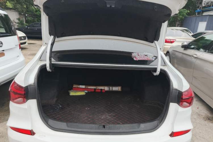 Used Chevrolet Monza 2022 320 Automatic Enjoyment Sunroof Version Trunk