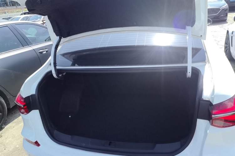 Used Chevrolet Monza 2022 Light Hybrid RS 330T Automatic Comfort Edition Trunk