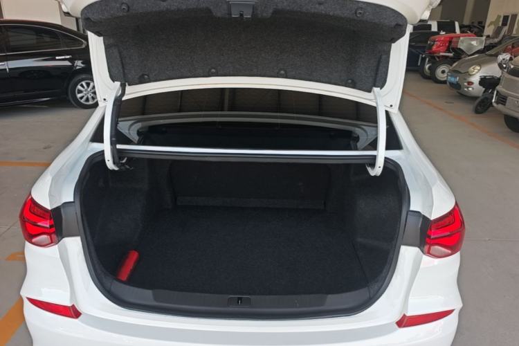 Used Chevrolet Monza 2022 320 Automatic Enjoyment Sunroof Version Trunk